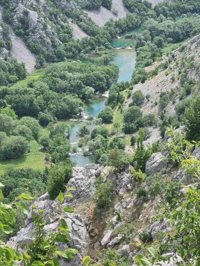 Kuca Za Odmor Dolovi Hotel Golubic  Buitenkant foto