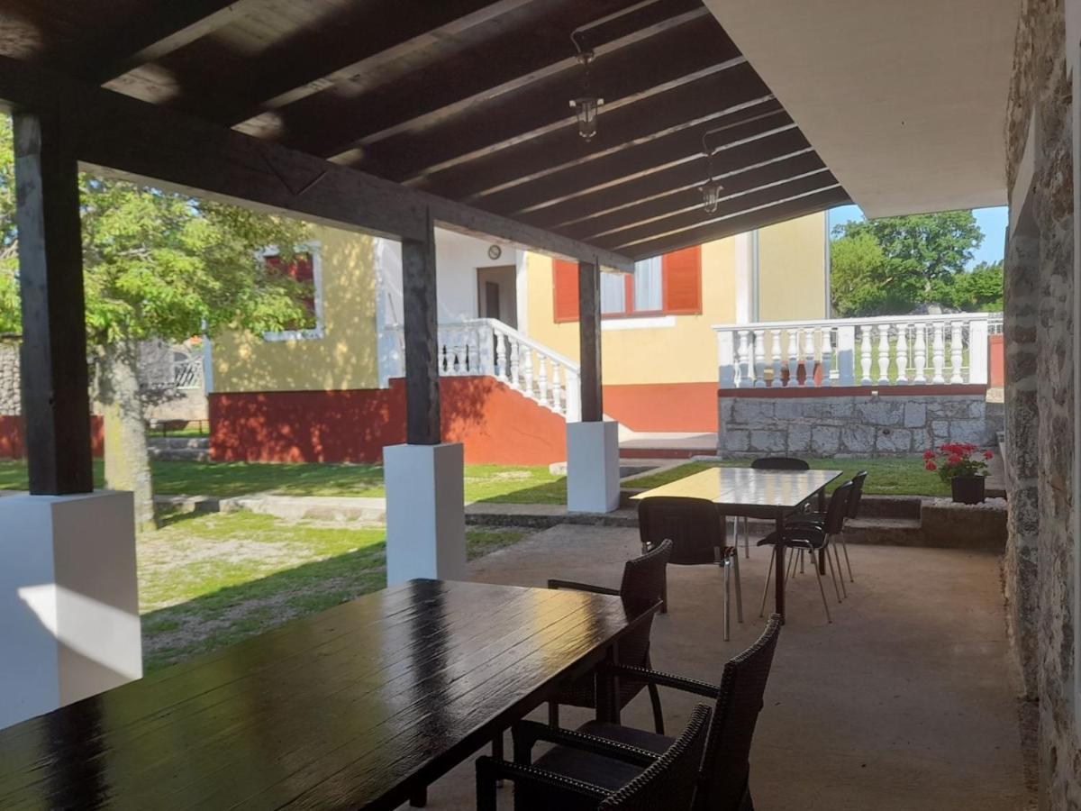 Kuca Za Odmor Dolovi Hotel Golubic  Buitenkant foto